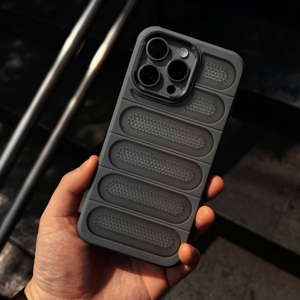 iPhone ARMA Breathable Case