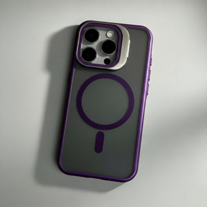 غلاف زاوية آيفون مع قاعدة ماغسيف