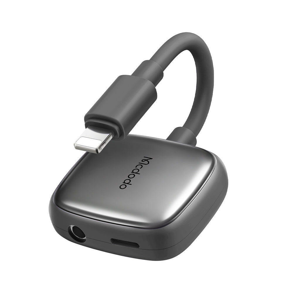 MCDODO CA-2740 2 in 1 Lightning to Lightning and 3.5mm Audio Adapter
