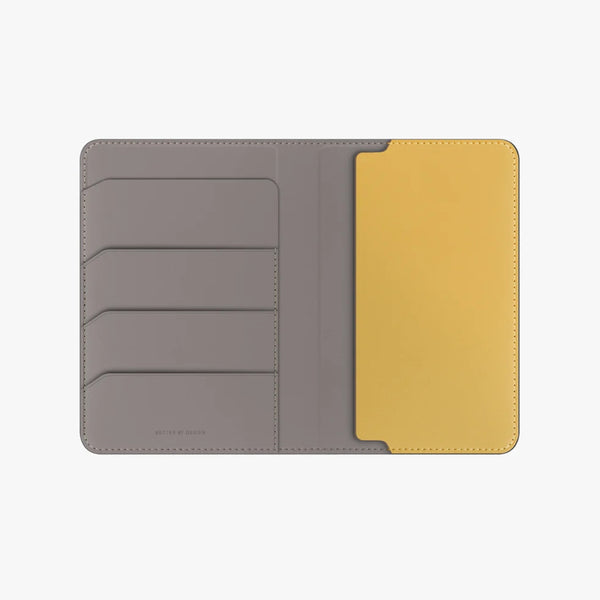 UNIQ Belmont Vegan Leather Passport Holder