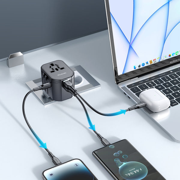 MCDODO CP-3471 20W Universal Travel Adapter (UK/US/EU/AU)