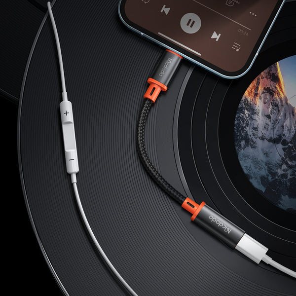 MCDODO CA-1440 OTG Type-C to Lightning Convertor