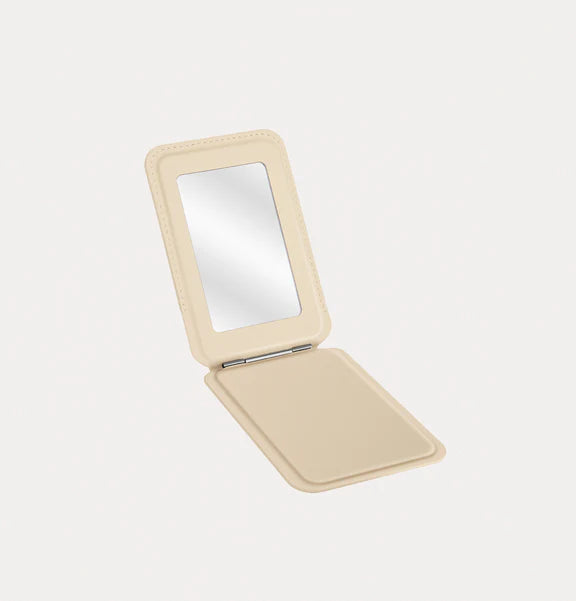 UNIQ Esme MagSafe Cardholder with Mirror and Stand