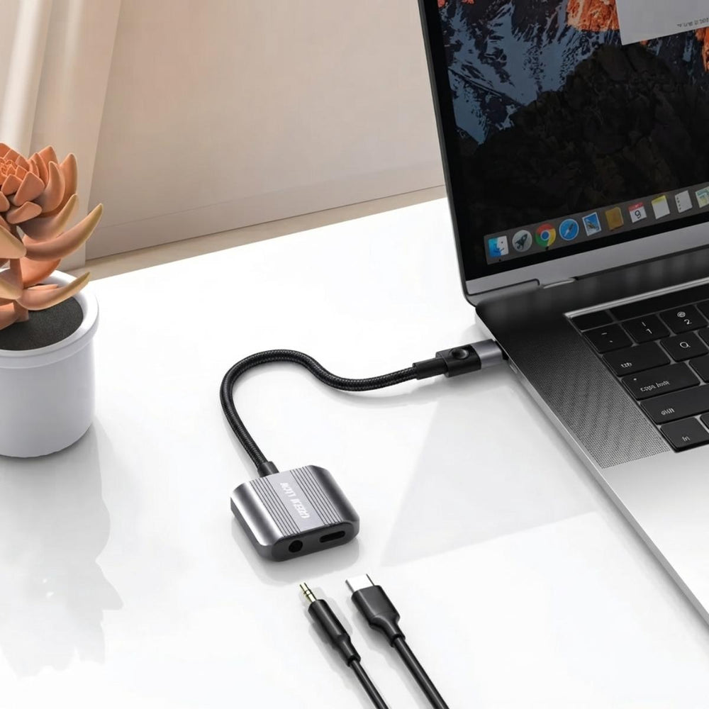 Green_Lion_2-in-1_USB-C_to_35mm_AUX_amp_Type-C_Adapter