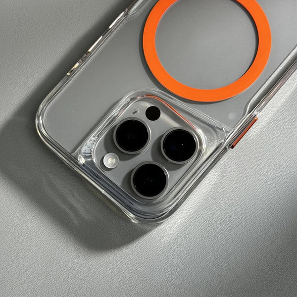 iPhone HUMMER Clear MagSafe Case
