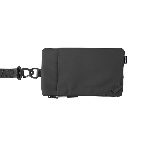 SKINARMA JUNO Textured Clutch Bag with Detachable Straps