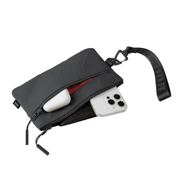 SKINARMA JUNO Textured Clutch Bag with Detachable Straps