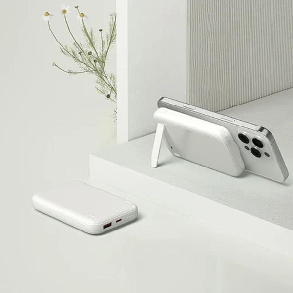 WiWU Classic Stand 10000mAh Magnetic Wireless Power Bank
