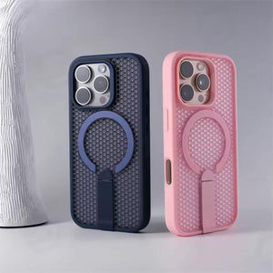 غلاف زاوية آيفون مع قاعدة ماغسيف